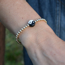 Load image into Gallery viewer, Ying &amp; Yang Bracelet,Elastic Gold Filled Ying Yang Bracelet,Topaz Jewelry

