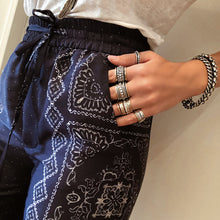 Load image into Gallery viewer, Zen Meditation Ring - Topaz Jewelry