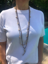 Load image into Gallery viewer, Sandalwood Horn Necklace - Topaz Custom Jewelry