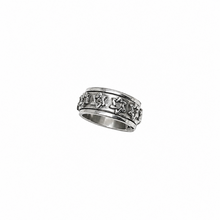 Load image into Gallery viewer, Silver Ring With Star of David Design
