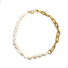 Load image into Gallery viewer, Gold Plated Links Chain Fresh Water Pearls Choker, Chunky Pearls Choker ,Topaz Jewelry
