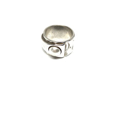 Load image into Gallery viewer, Silver Plated Statement Ring, Silver Pearl Statement Ring, Topaz Jewelry
