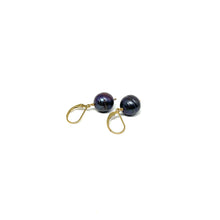 Load image into Gallery viewer, Dark Grey Pearl Earrings,Gold Filled Lever back,Topaz Jewelry
